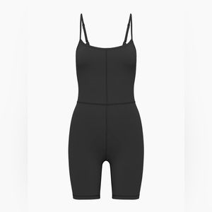 ARITZIA Wilfred Free BRAND NEW
Divinity 7" Romper Black Size Small